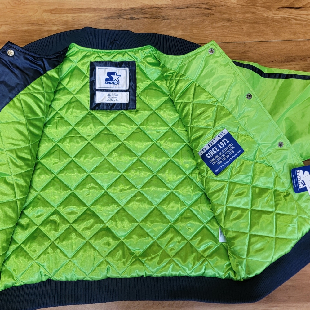 🏈 NFL Starter Brand Womens NEW Seattle Seahawks Size MEDIUM Jacket 💚 - Picture 3 of 7